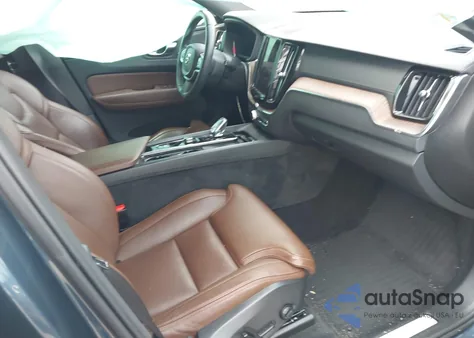 2022 Volvo Xc60 B5 Inscription из США, поврежденный, VIN YV4L12DL2N1905235